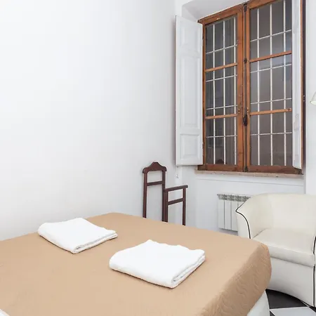 Palazzo Sant'elena Lägenhet Rom