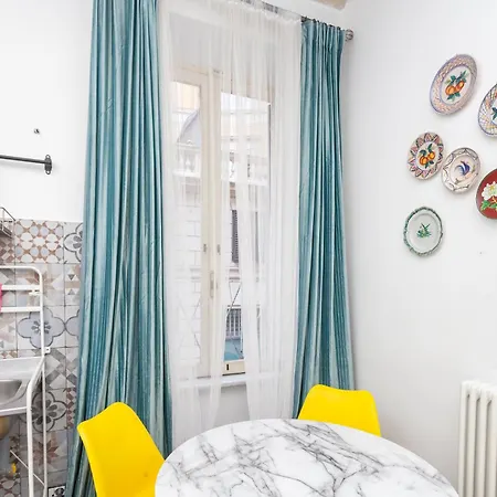 Palazzo Sant'elena * Rom